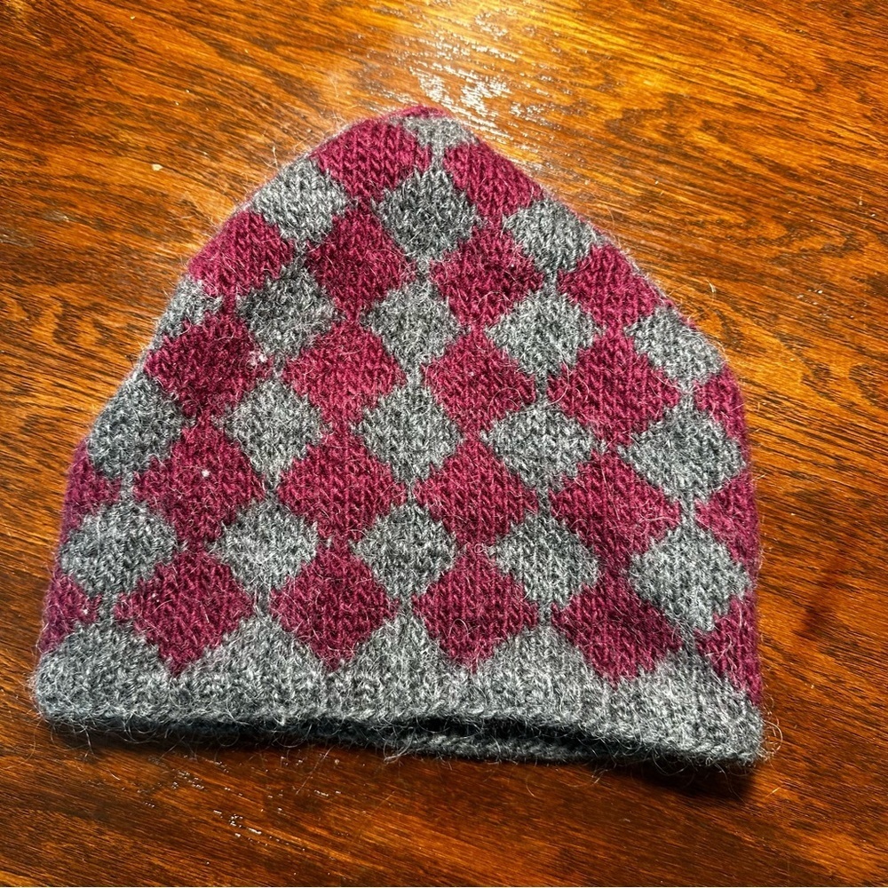 Brooklyn Handknit Argyle Wool-Blend Beanie One Size Handcrafted Geometric Burgun